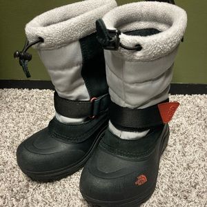 North Face little boys snow boots ❄️ sz 12